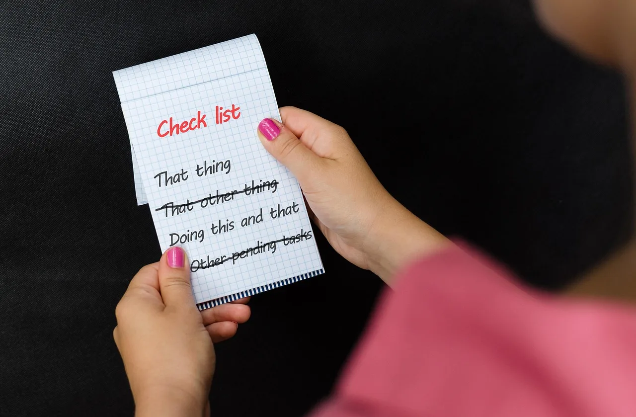 checklist, tasks, notepad, note, items, paper, priorities, organization, list, closeup, checklist, checklist, checklist, priorities, priorities, priorities, priorities, priorities. Pricing strategy checklist for fee display and auto-renewal